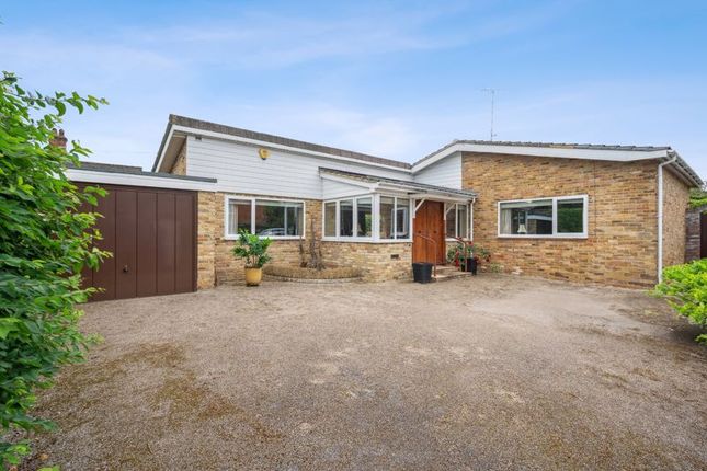 3 bedroom detached bungalow for sale