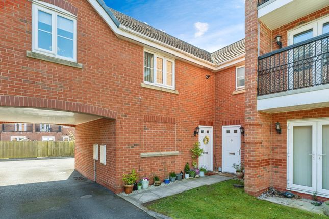 2 bed flat
