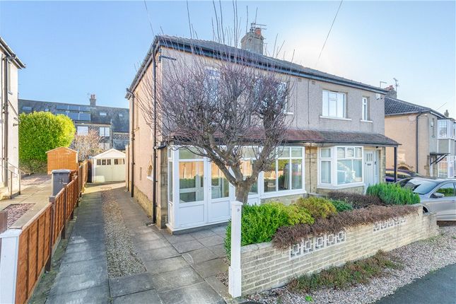 Oxford Avenue, Guiseley, Leeds, West... 3 bed semi