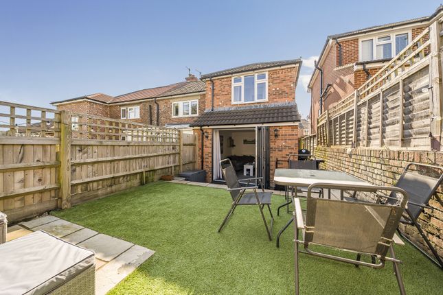 2 bed end terrace house