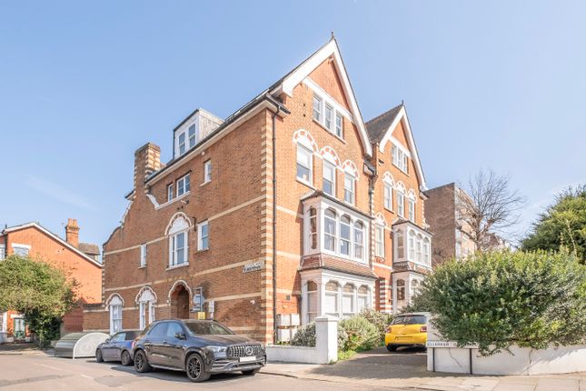 2 bed flat