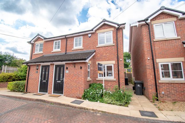 3 bedroom semi-detached house for sale