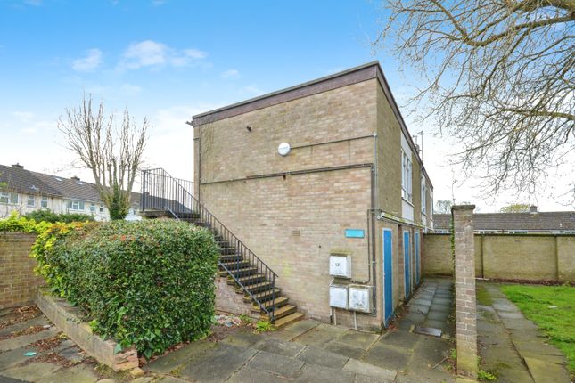 Studio flat for sale