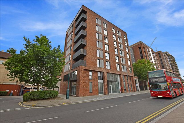 Regal Walk, Bexleyheath, DA6 1 bed flat for sale