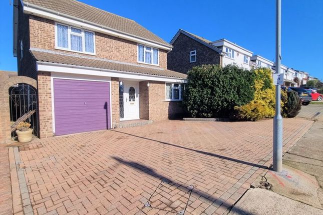 4 bed detached house