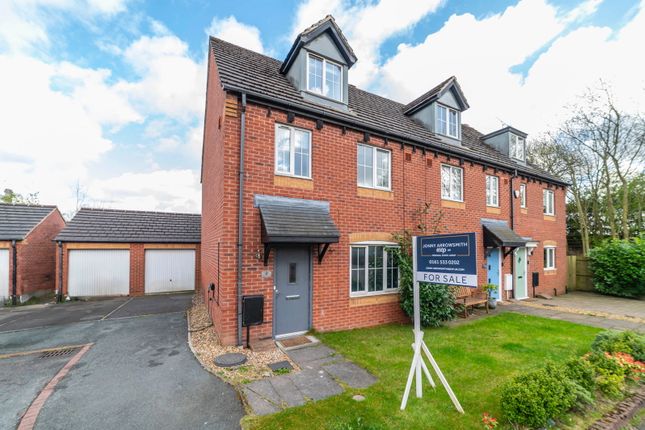 3 bed end terrace house