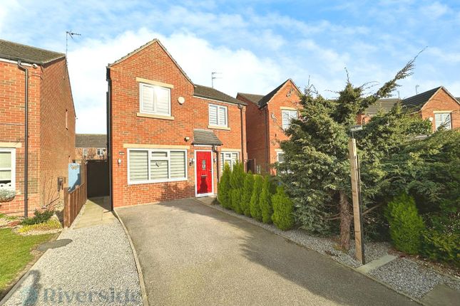 Coxwold Grove, Hull HU4 3 bed detached house for sale