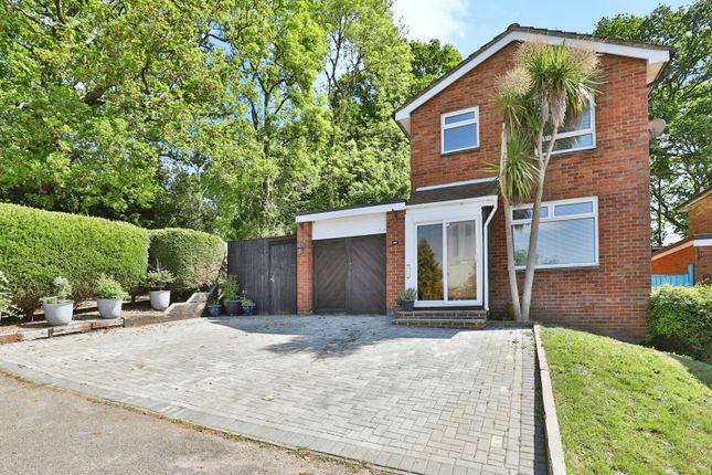 3 bed detached house