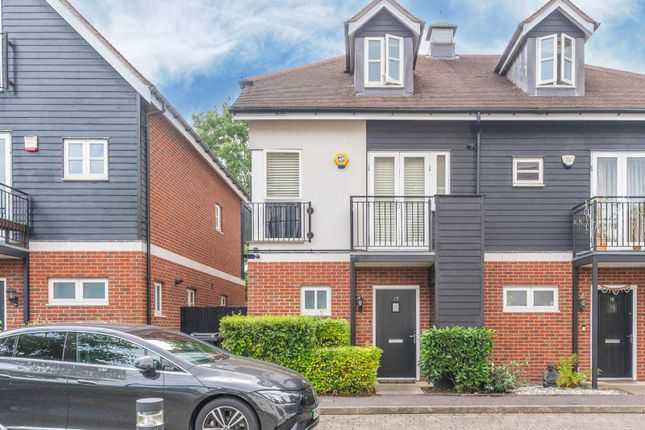 4 bedroom semi-detached house for sale