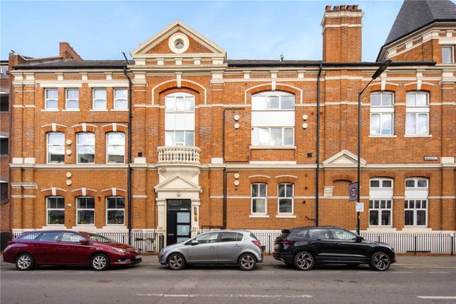 2 bedroom flat for sale
