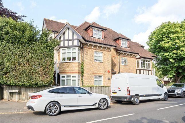 2 bed flat