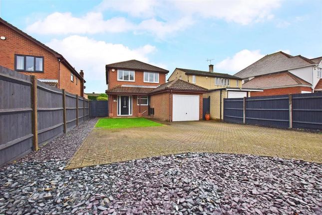 4 bed detached house