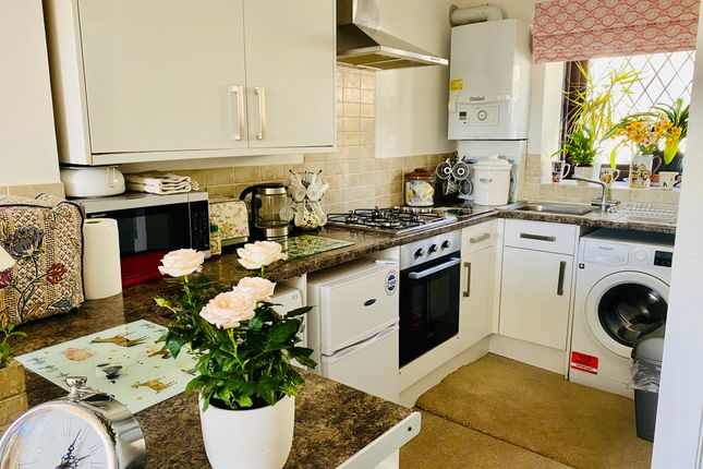 2 bed end terrace house