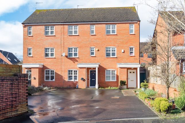 Sedgebourne Way, Birmingham, B31 4 bed terraced house for sale