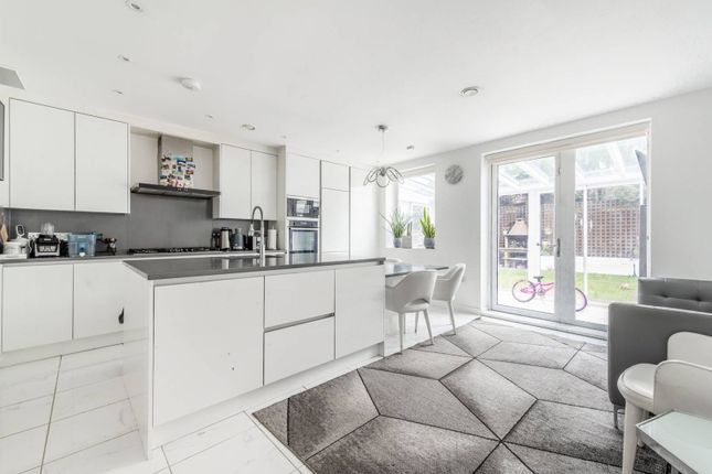 Artisan Place, Wealdstone, Harrow, HA3 4 bed end of terrace house for sale