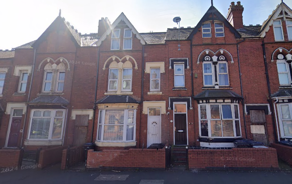 4 bed flat