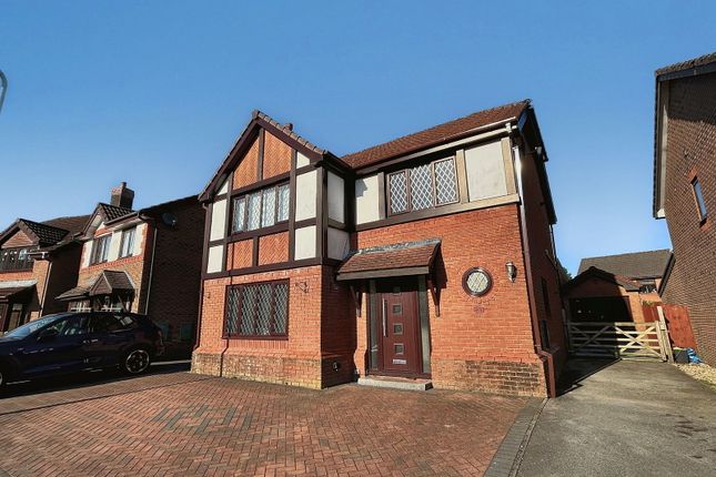 Picton Close, Bridgend CF31 4 bed detached house for sale