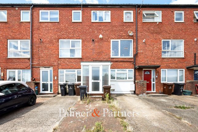 Purcell Close, Colchester, Essex, CO4 4 bed terraced house for sale