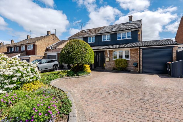 Candale Close, Bedfordshire LU6 3 bed semi