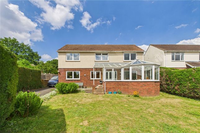 Church Lane, Farnborough, Hampshire... 3 bed detached house for sale