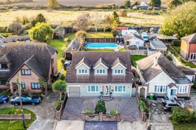 Little Wakering Road... 4 bed detached house for sale