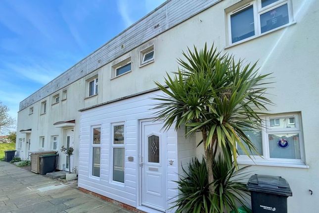 Rodney Close, Gosport PO13 4 bed terraced house for sale