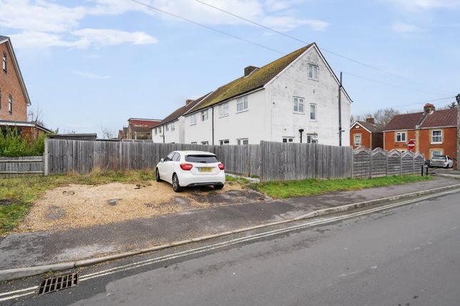 2 bed maisonette