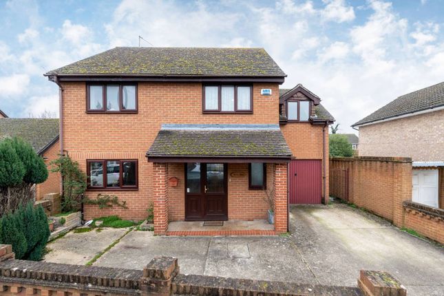 Camden Road, Maidenhead, SL6 4 bed detached house for sale