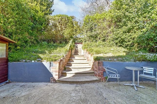 3 bed chalet