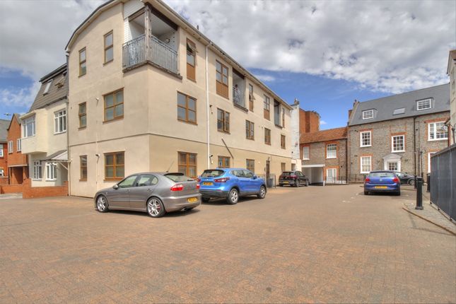 1 bed flat