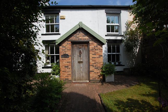Kings Road, Greater Manchester OL6 4 bed end of terrace house for sale