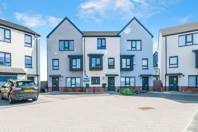 4 bedroom terraced house for sale