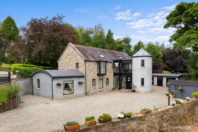 4 bed detached house