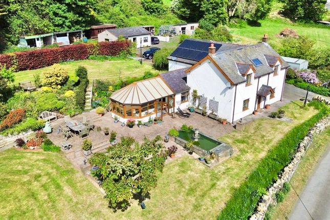 Llechwedd, Conwy 4 bed detached house for sale