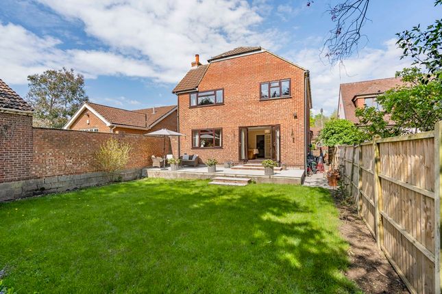 Gloucester Drive... 4 bed detached house for sale
