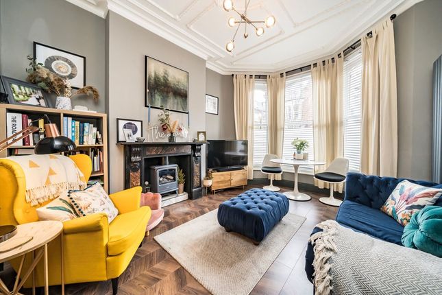 Atherfold Road, London SW9 1 bed flat for sale
