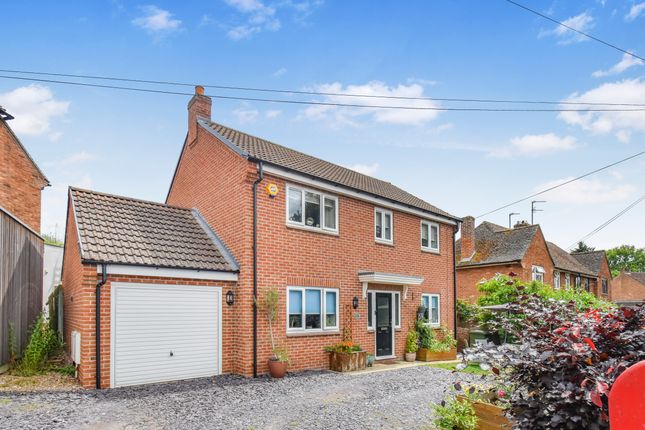 4 bed detached house