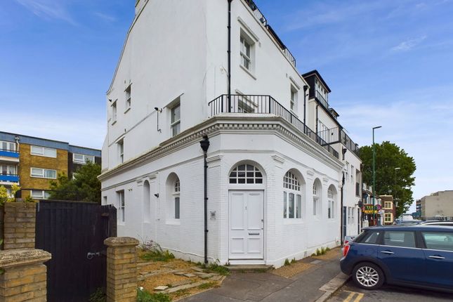 Brighton Road, Shoreham by Sea 1 bed ground floor flat for sale