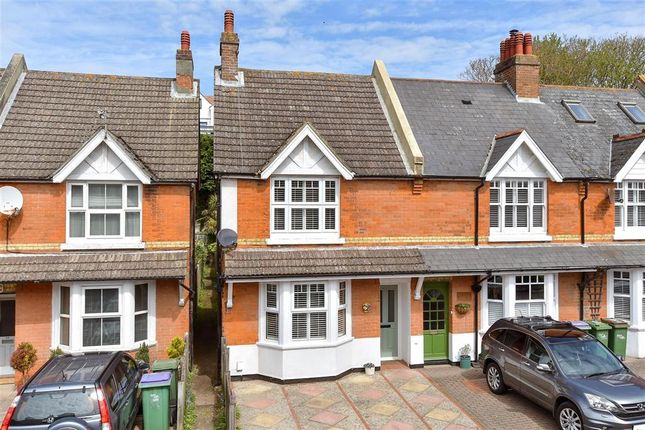 2 bed end terrace house