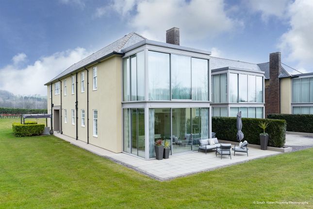 3 bed flat