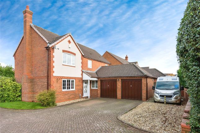 4 bed detached house