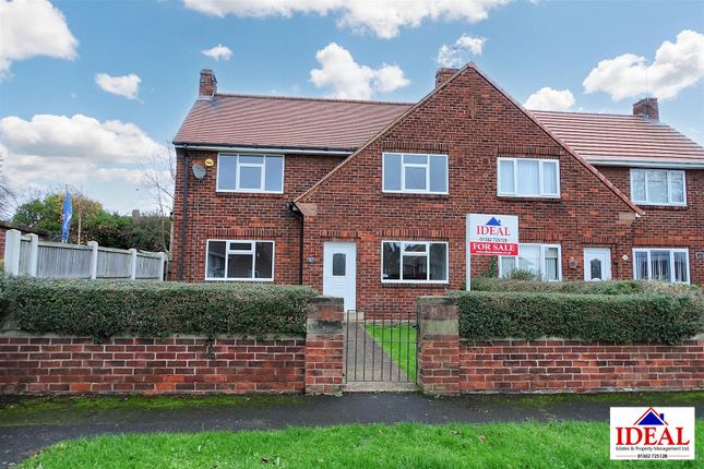 Edward Road, Carcroft, Doncaster 3 bed semi