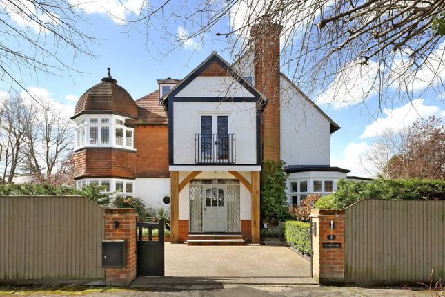 5 bed country house