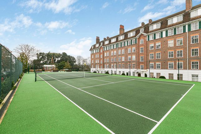 Richmond Hill Court, Richmond, TW10 2 bed apartment for sale