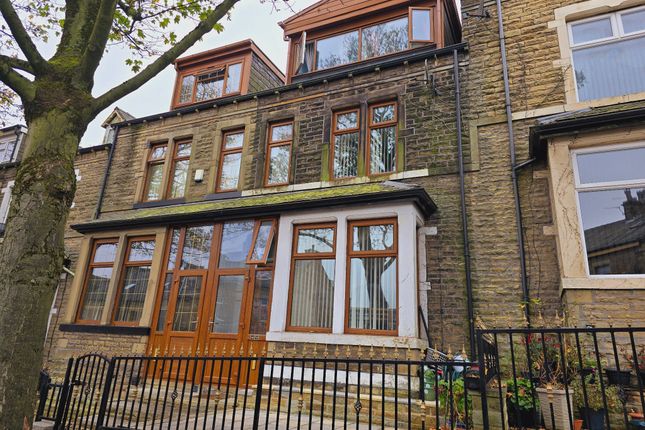 Duckworth Grove, Bradford, BD9 5 bed terraced house for sale