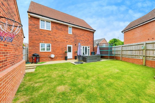 Savernake Way, Eastleigh SO50 4 bed detached house for sale