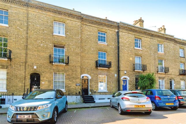 5 bed town house