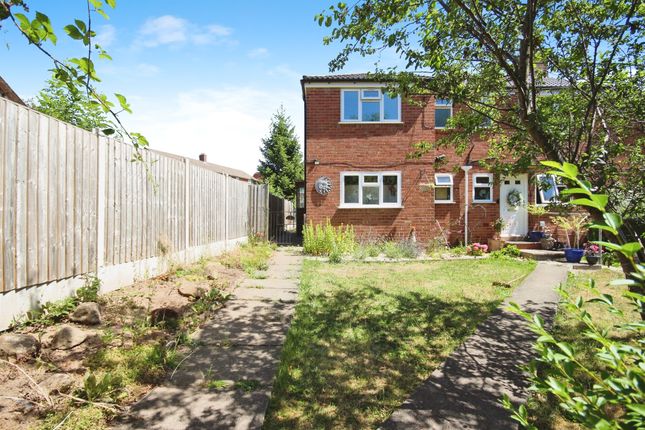 2 bed maisonette