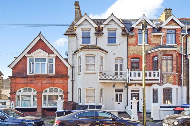 2 bed flat
