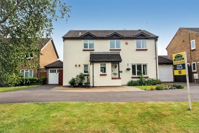Bedford MK41 4 bed detached house for sale